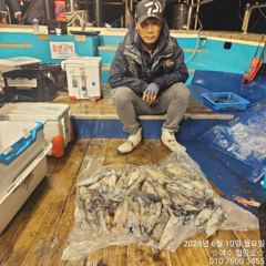 6윌9일 여수힐링호 한치조황 사진