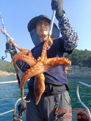 [사천] 왕사미 돌문어 데리러 달려가겠습니다!!