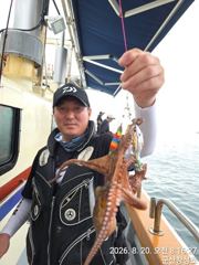 8/19일, 제법 굵어진 군산문어~~제대로 나와요~-오늘도 야간문어갑니다~ 실시간~~"생미끼, 민어,농어,광어 8월 평일~선비 빅이벤트(선비8만)"~~군산 창성호 사진