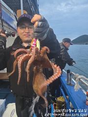 [군산아시아호] 문어 실시간 10/4 사진
