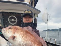 10/4 ★★★캐리비안호★★★씨알좋은 참돔 ~Good 조황입니다.
