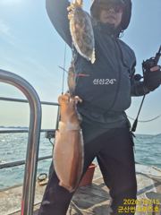 ★ 2kg 오버 등장! 장원 12마리 ★ 군산 뉴세븐호 10월 16일 야간문어 조황 사진