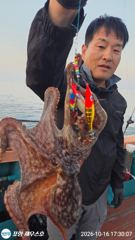 포항선상낚시 돌문어가 숭덩숭덩~무찔하게 올라오고~10/19.월.오후4시 출항~ 사진